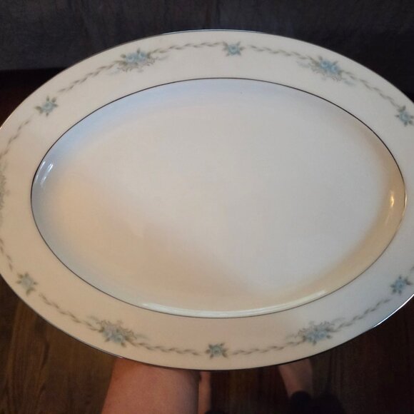 Style House Fine China Corsage 12” Serving Platter - Picture 1 of 2
